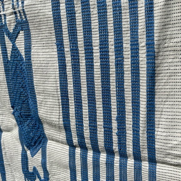 Vintage Throw Rug - Picture 5 of 7